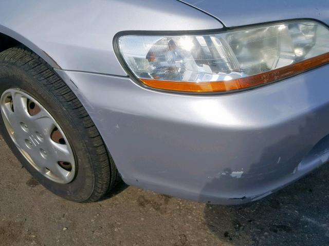 1HGCF8548XA111021 - 1999 HONDA ACCORD DX SILVER photo 9