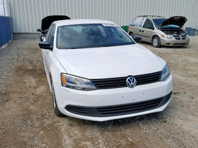 3VW2K7AJ6BM336493 - 2011 VOLKSWAGEN JETTA BASE WHITE photo 1