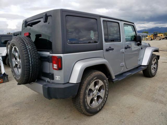 1C4HJWEG9JL920668 - 2018 JEEP WRANGLER UNLIMITED SAHARA  photo 4