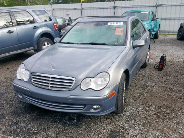 WDBRF54H67F904220 - 2007 MERCEDES-BENZ C 280 GRAY photo 2