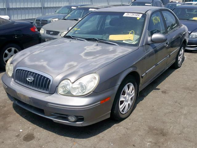 KMHWF25SX4A954779 - 2004 HYUNDAI SONATA GL GRAY photo 2