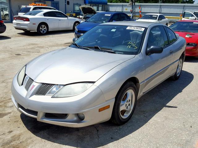 3G2JB12F55S166914 - 2005 PONTIAC SUNFIRE SILVER photo 2