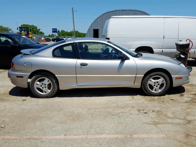 3G2JB12F55S166914 - 2005 PONTIAC SUNFIRE SILVER photo 9