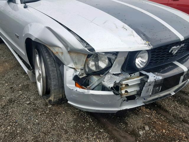 1ZVFT82H465259263 - 2006 FORD MUSTANG GT SILVER photo 9