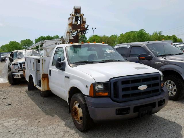 1FDWF36Y17EA51796 - 2007 FORD F-350 WHITE photo 1