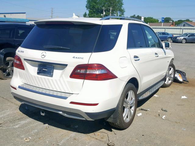 4JGDA5HB9CA012482 - 2012 MERCEDES-BENZ ML 350 4MA WHITE photo 4