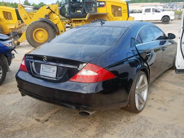 WDDDJ72XX7A080807 - 2007 MERCEDES-BENZ CLS 550 BLACK photo 4