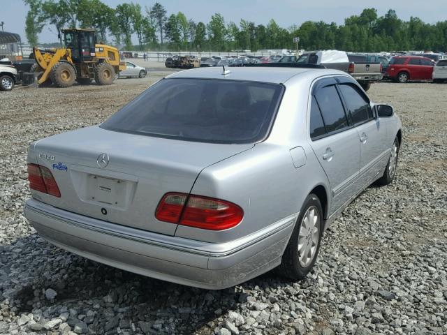 WDBJF65J01B237602 - 2001 MERCEDES-BENZ E 320 SILVER photo 4