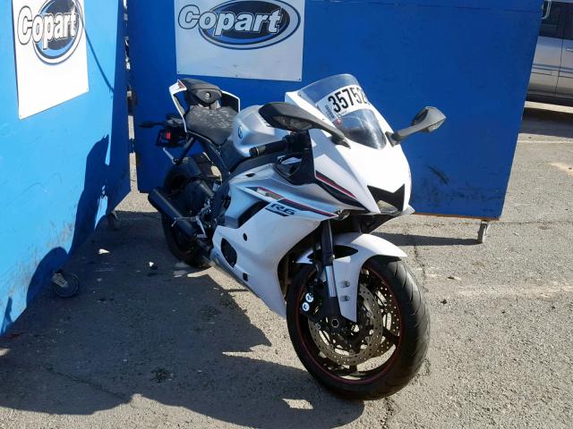 JYARJ28Y9JA001262 - 2018 YAMAHA YZFR6 C WHITE photo 1