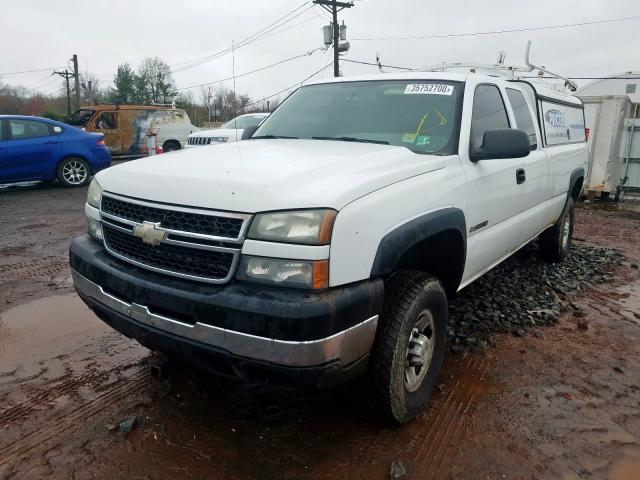 1GCHC29U27E161510 - 2007 CHEVROLET SILVERADO C2500 HEAVY DUTY  photo 2