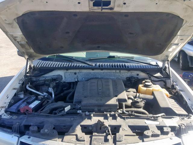 5LMFL28588LJ00606 - 2008 LINCOLN NAVIGATOR 白色 照片 7
