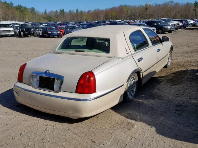 1LNHM85W22Y638236 - 2002 LINCOLN TOWN CAR C CREAM photo 4