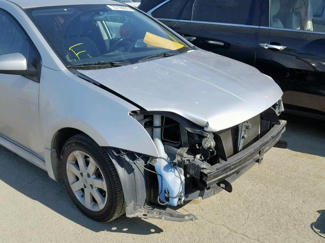 3N1AB6AP1AL641999 - 2010 NISSAN SENTRA 2.0 SILVER photo 9