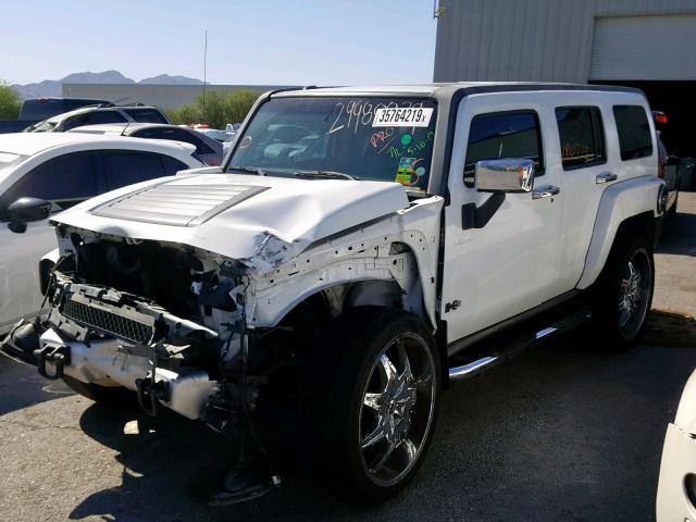 5GTEN13E188161449 - 2008 HUMMER H3 WHITE photo 2