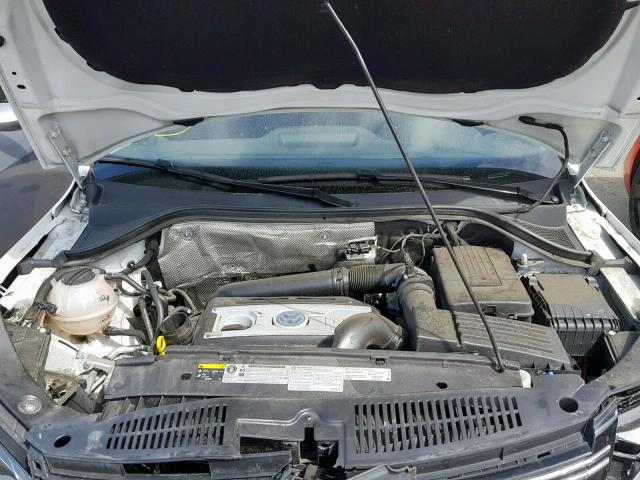 WVGTV7AX1HK019901 - 2017 VOLKSWAGEN TIGUAN SPO 白色 照片 7