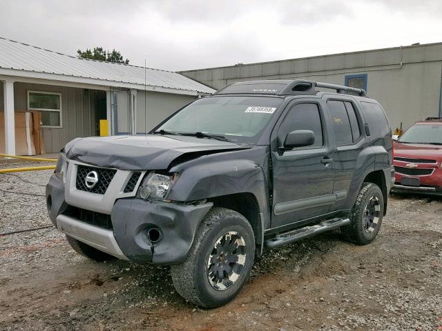 5N1AN0NW6DN821319 - 2013 NISSAN XTERRA X GRAY photo 2