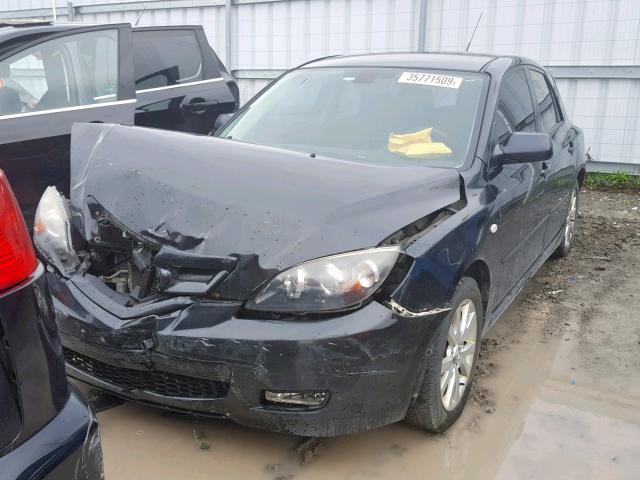 JM1BK343371720132 - 2007 MAZDA 3 HATCHBAC BLACK photo 2