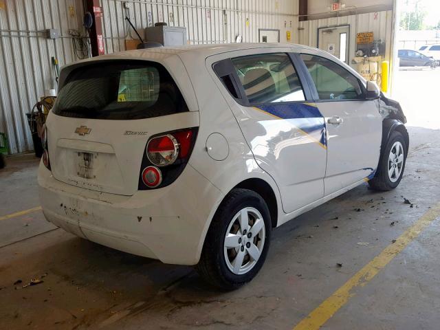 1G1JA6SH6G4106276 - 2016 CHEVROLET SONIC LS WHITE photo 4