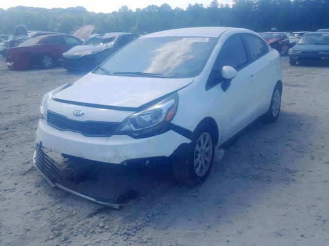 KNADM4A39H6028715 - 2017 KIA RIO LX WHITE photo 2