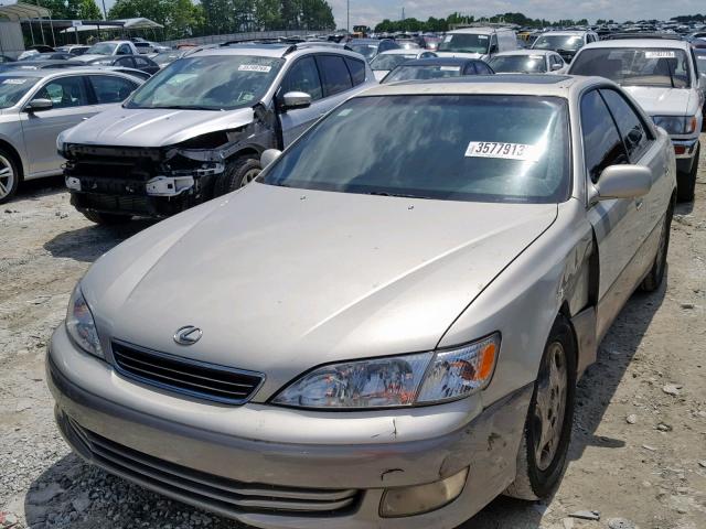 JT8BF28G410313671 - 2001 LEXUS ES 300 GOLD photo 2