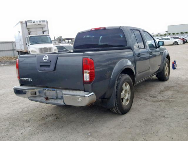 1N6AD07UX6C404896 - 2006 NISSAN FRONTIER C GRAY photo 4