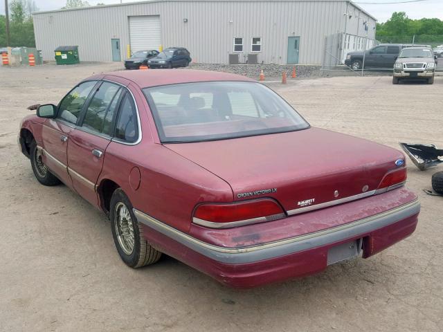 2FACP74W9NX142216 - 1992 FORD CROWN VICT BURGUNDY photo 3