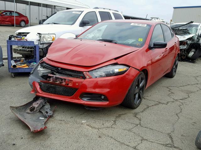 1C3CDFBB3GD635580 - 2016 DODGE DART SXT RED photo 2