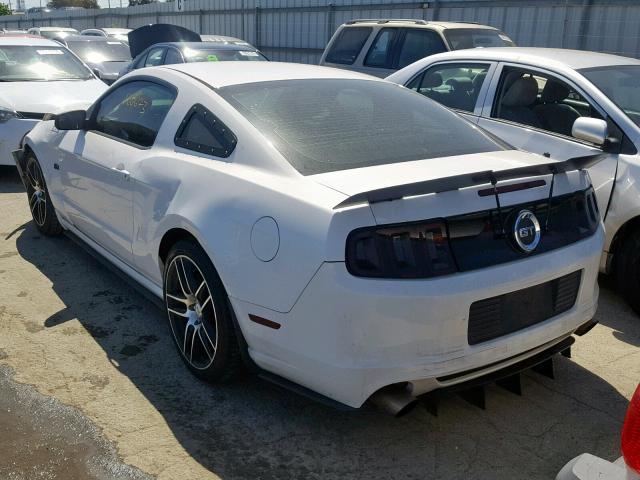 1ZVBP8CF7D5216663 - 2013 FORD MUSTANG GT WHITE photo 3