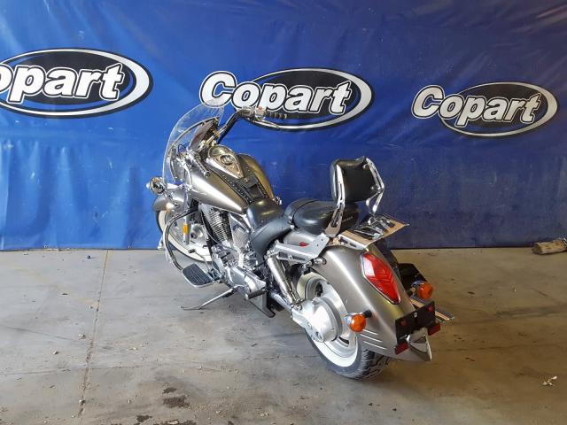 1HFSC52697A408702 - 2007 HONDA VTX1300 R  photo 3