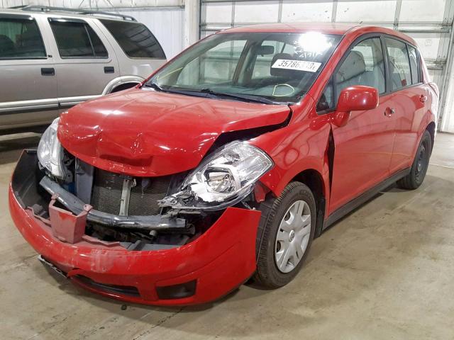 3N1BC1CP7BL378047 - 2011 NISSAN VERSA S RED photo 2