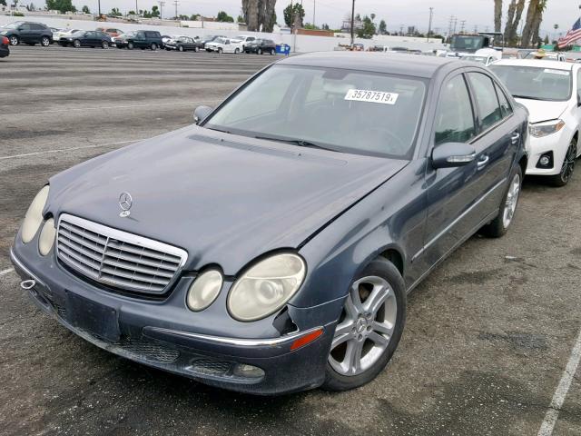 WDBUF56J96A869453 - 2006 MERCEDES-BENZ E 350 GRAY photo 2