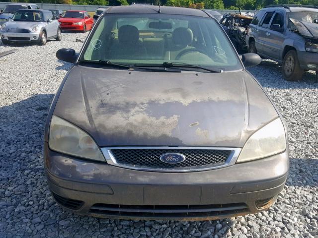 1FAFP34N67W171085 - 2007 FORD FOCUS ZX4 GRAY photo 9