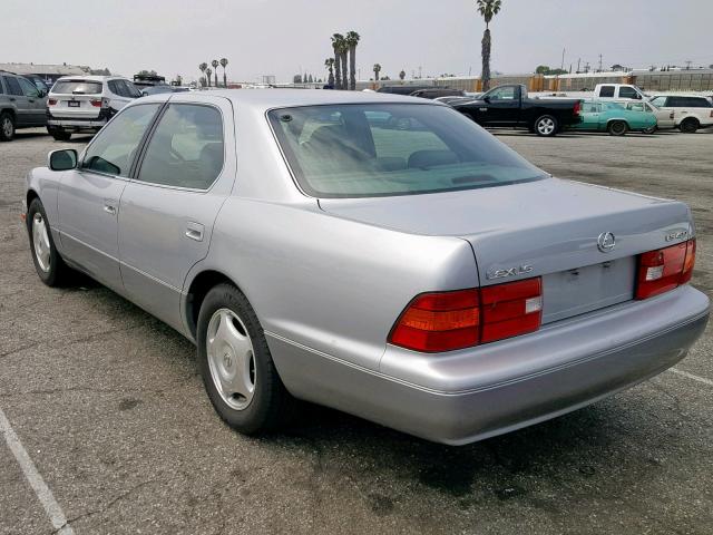 JT8BH28F9W0132624 - 1998 LEXUS LS 400 SILVER photo 3