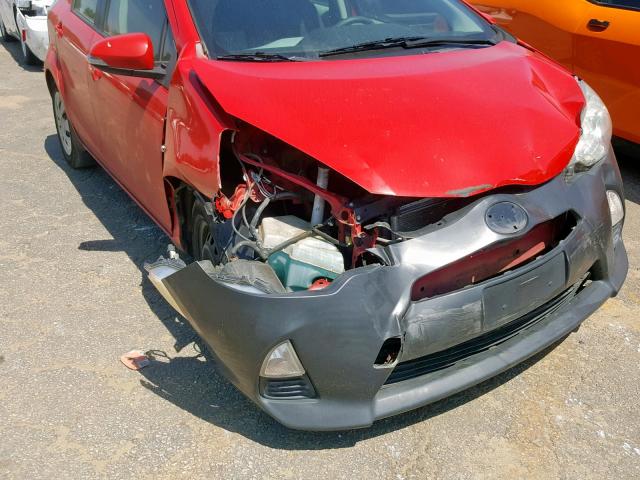 JTDKDTB33C1027360 - 2012 TOYOTA PRIUS C RED photo 9