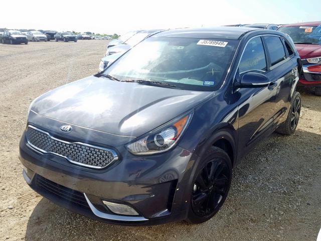 KNDCC3LC6J5135645 - 2018 KIA NIRO EX GRAY photo 2