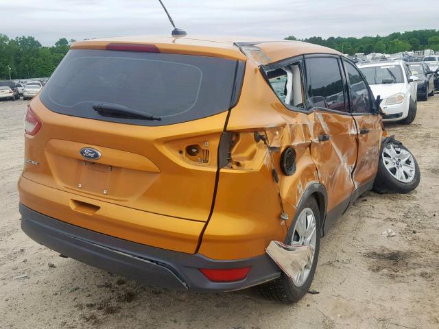 1FMCU0F74GUC19581 - 2016 FORD ESCAPE S ORANGE photo 4