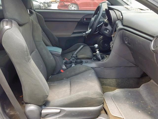 JTKJF5C73B3006619 - 2011 TOYOTA SCION TC GRAY photo 5