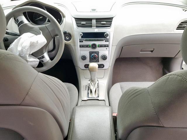 1G1ZB5E11BF189668 - 2011 CHEVROLET MALIBU LS WHITE photo 9