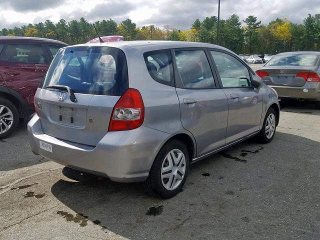 JHMGD38408S029928 - 2008 HONDA FIT SILVER photo 4