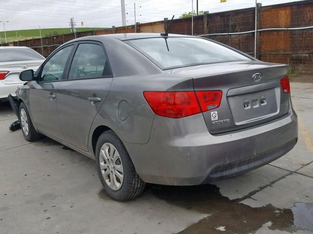 KNAFU4A21B5457618 - 2011 KIA FORTE EX SILVER photo 3