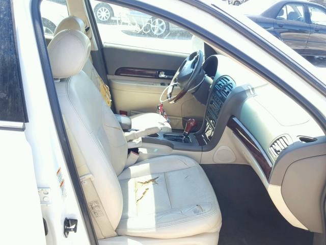 1LNHM87A92Y686818 - 2002 LINCOLN LS أبيض صورة 5