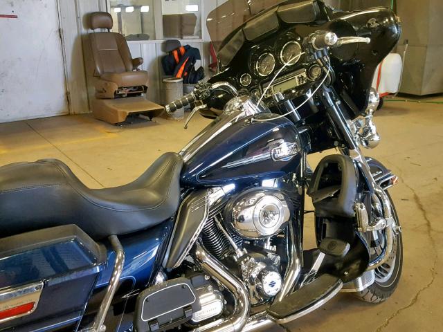 1HD1FCM14DB671901 - 2013 HARLEY-DAVIDSON FLHTCU ULT BLUE photo 5