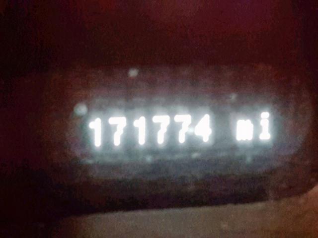 5LMFU28R74LJ19903 - 2004 LINCOLN NAVIGATOR 勃艮第红 照片 8