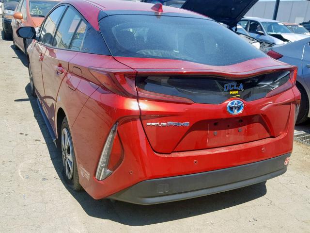 JTDKARFP9H3052168 - 2017 TOYOTA PRIUS PRIM 红色 照片 3