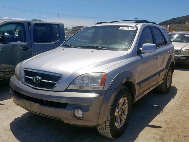 KNDJC733165604694 - 2006 KIA SORENTO EX SILVER photo 2