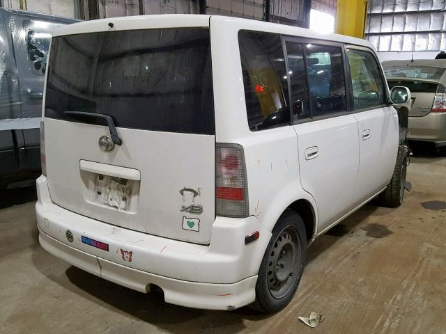 JTLKT334864105035 - 2006 TOYOTA SCION XB WHITE photo 4