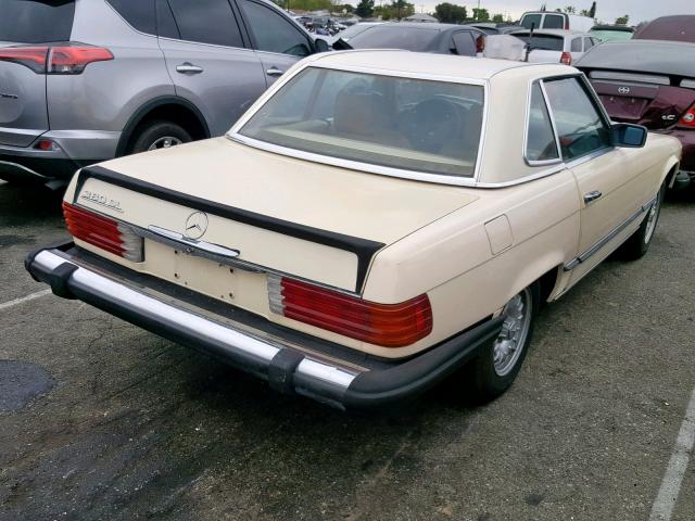 WDBBA45A6CB009937 - 1982 MERCEDES-BENZ 380 SL CREAM photo 4