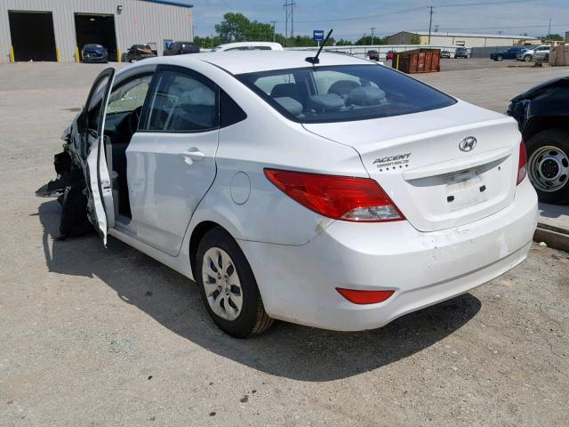 KMHCT4AE4GU144185 - 2016 HYUNDAI ACCENT SE WHITE photo 3