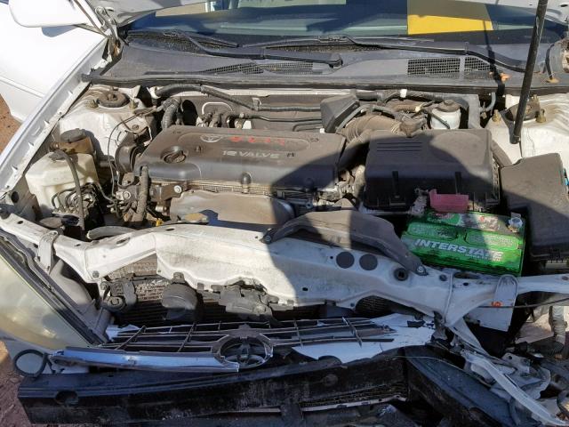 4T1BE30KX5U411530 - 2005 TOYOTA CAMRY LE WHITE photo 7