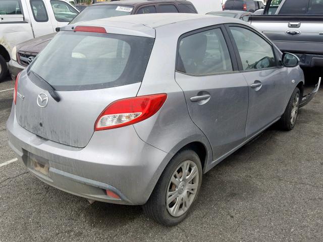 JM1DE1KZ4E0173323 - 2014 MAZDA MAZDA2 SPO SILVER photo 4